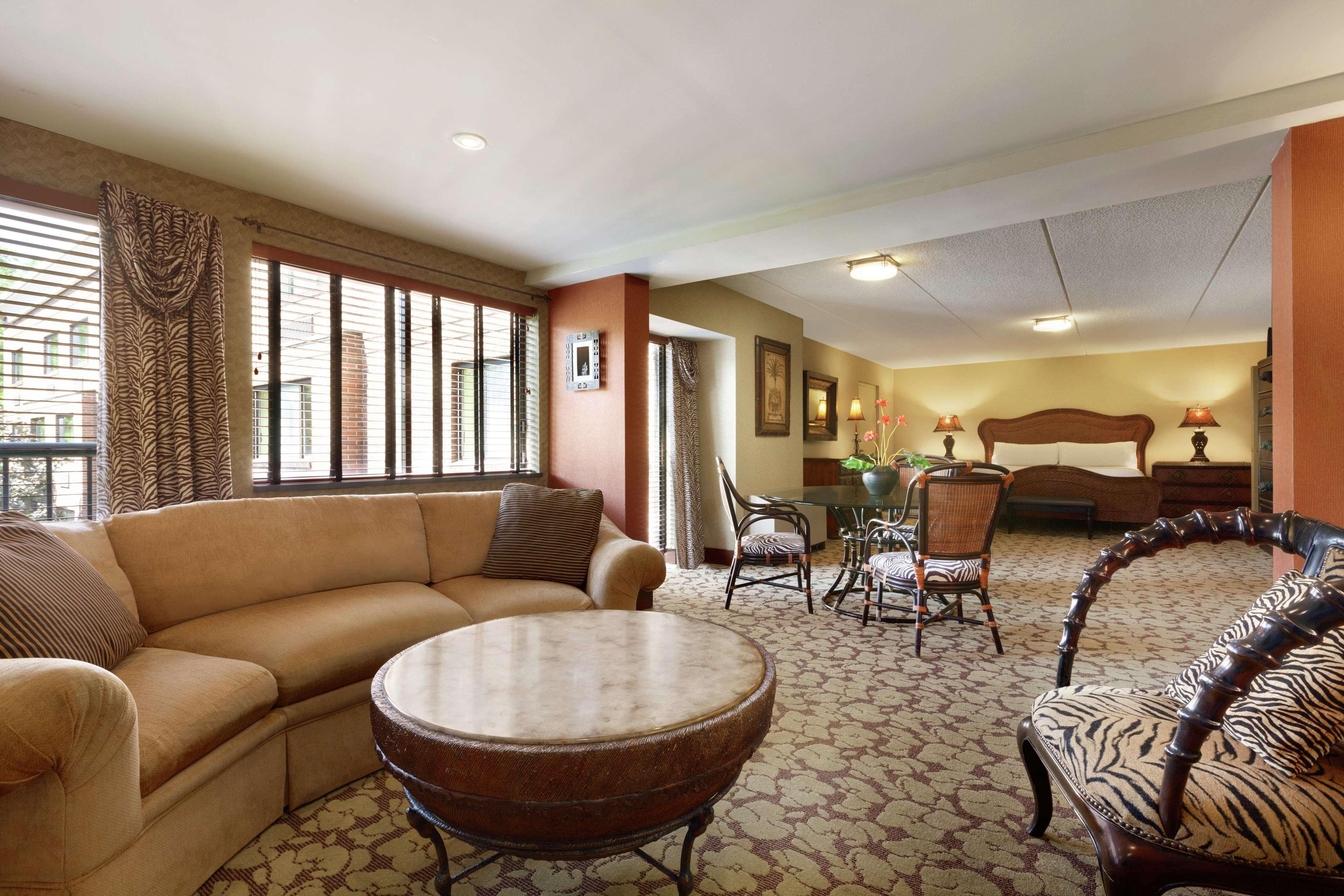Hilton Garden Inn Rochester/Pittsford Bushnell Basin Esterno foto